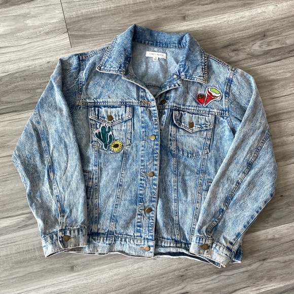 Honey Punch Good Vibes Only Jean Jacket Size M - Picture 4 of 12